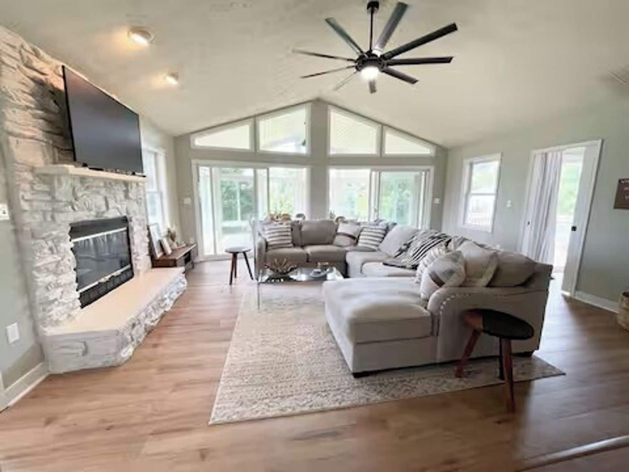 TV