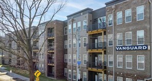 Exterior - Prime Spot Near UC with Work Desk, Balcony & Clubhouse (Cincinnati)