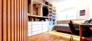 Room - ihTop | 4 Bedrooms | 3 Bathrooms | 3 Balconies (Espinho)