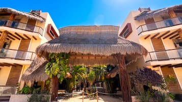 Fachada de la propiedad