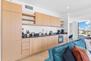 Interior - Stunning Hollywood Views: 2BR Steps from Walk of Fame + Rooftop (Los Angeles)
