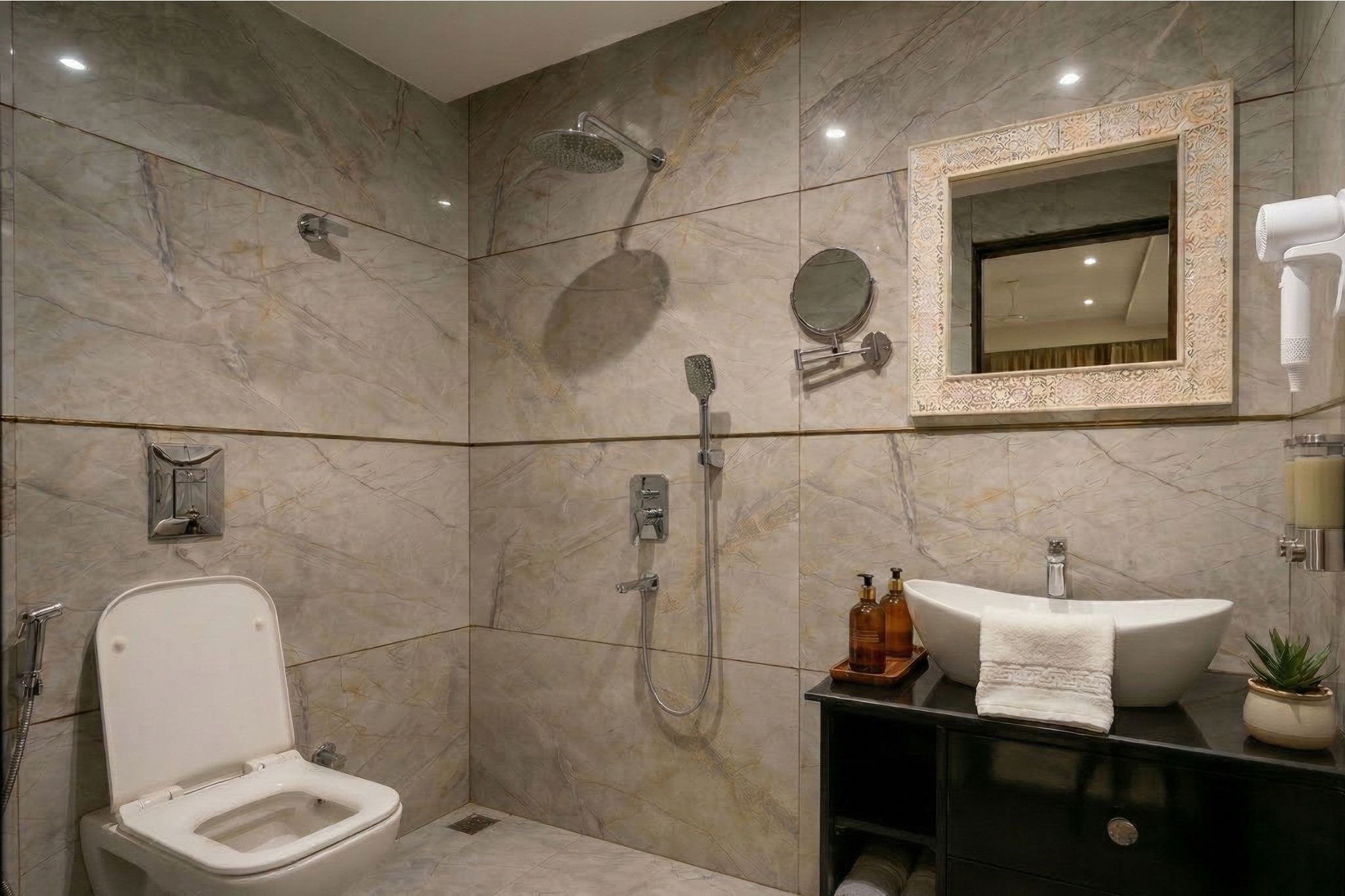 Deluxe Double Room, Garden View | Bathroom