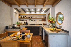 Microonde, forno, piano cottura