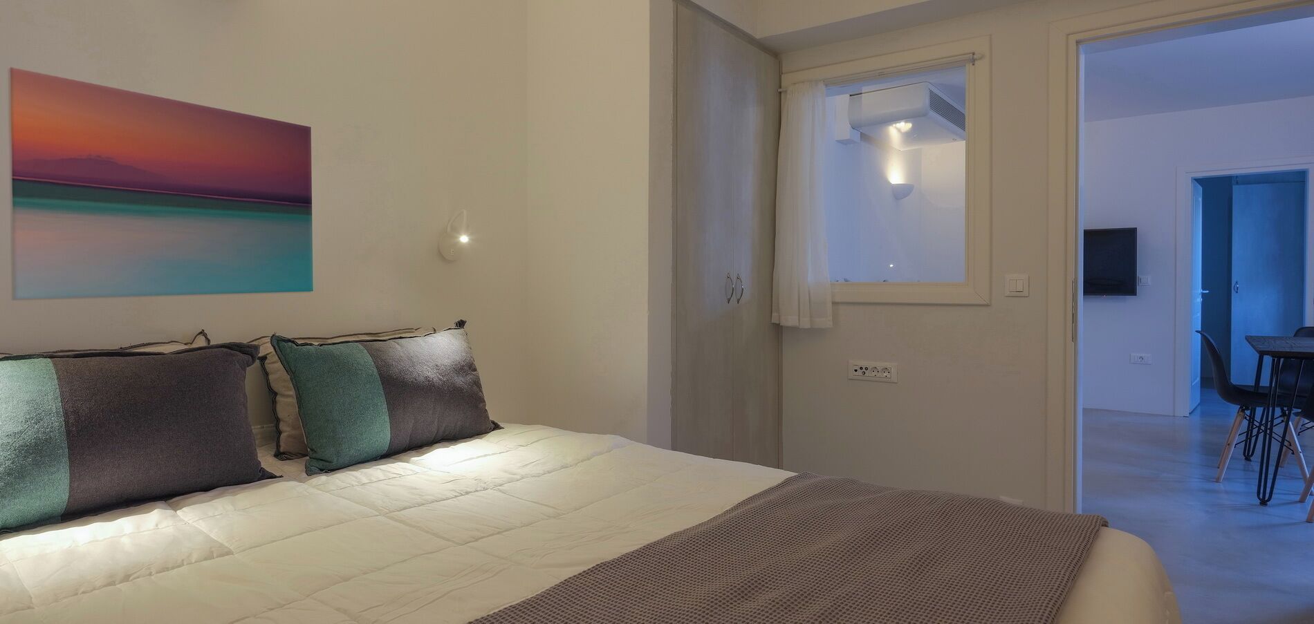 2 chambres, fer et planche à repasser, accès Internet, draps fournis