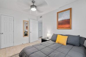 Room - Western Themed 2 Bed in central El Paso 3 min from Refinery (El Paso)