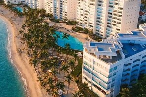 Exterior - Oceanfront 2-BR in Marbella  Private Beach + View (Playa Juan Dolio)