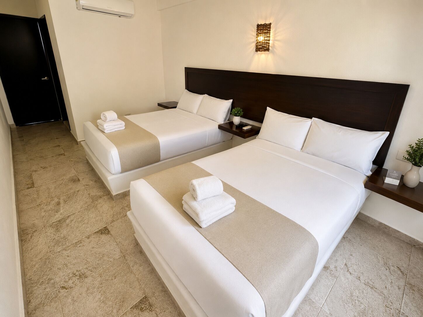 Wifi gratis y ropa de cama 