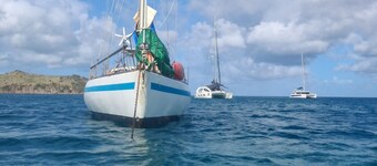 Beautiful 1-bedroom boat in peaceful Grand Case perfect for relaxing