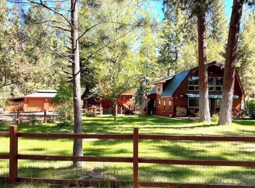 Peaceful studio with AC in charming Chiloquin perfect for getaway