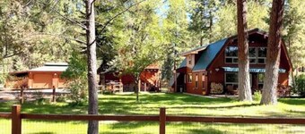 Peaceful studio with AC in charming Chiloquin perfect for getaway