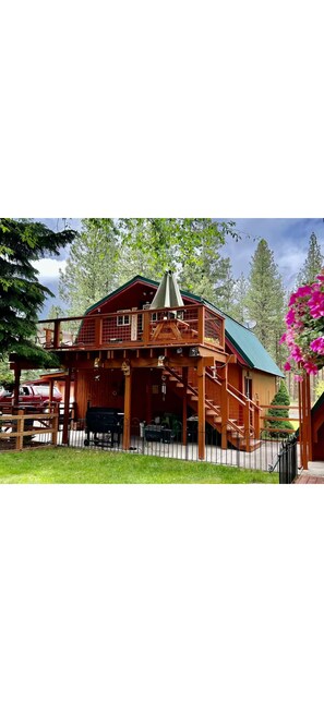 Exterior - Peaceful studio with AC in charming Chiloquin perfect for getaway (Chiloquin)