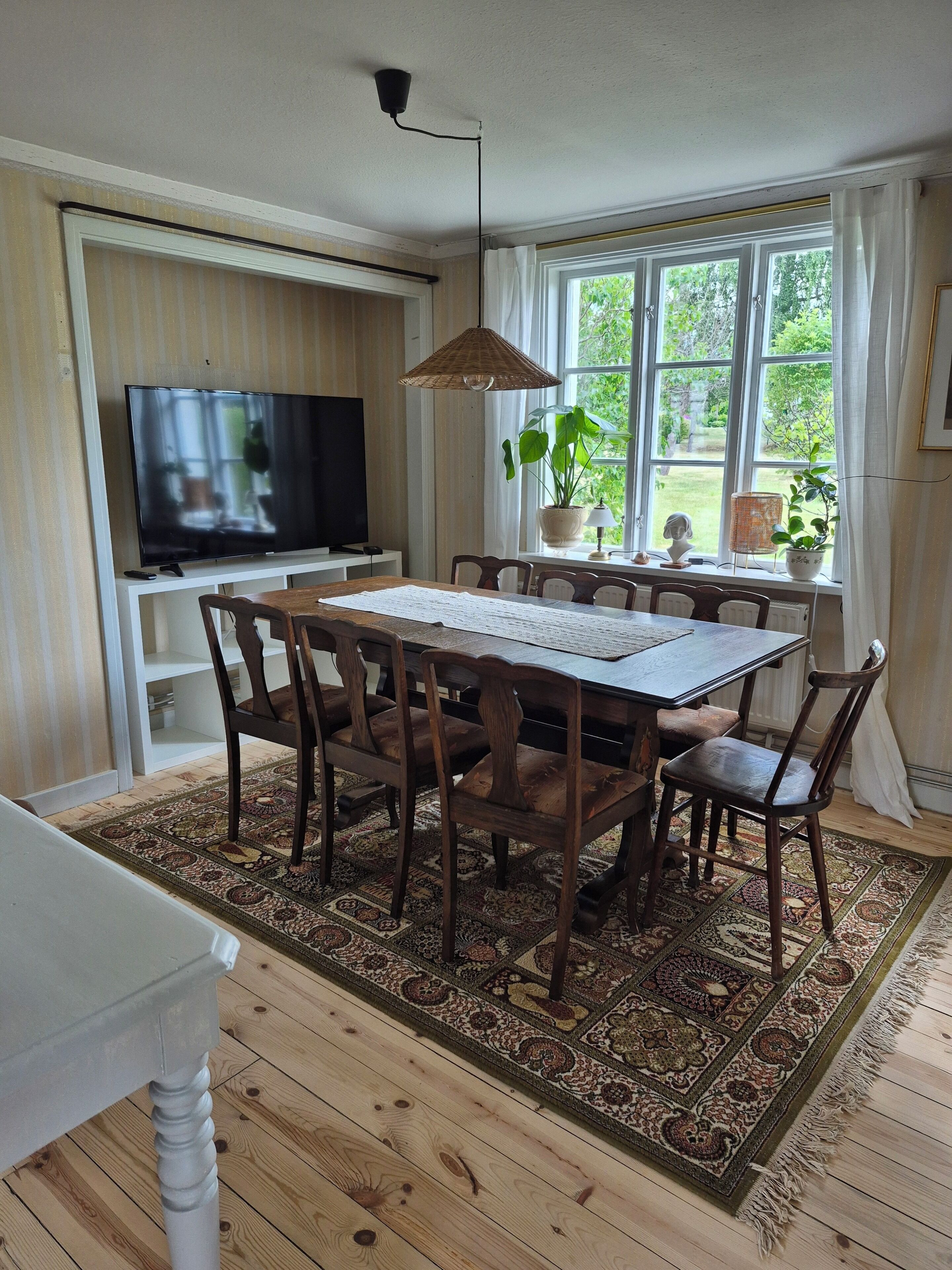 Dineren