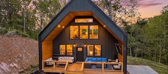 Modern Gable Farmhouse