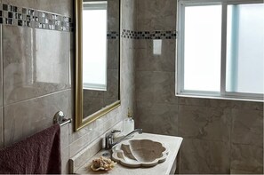 Bathroom - Sacramento House (San Pedro Cholula)