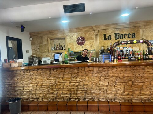 HOTEL RESTAURANTE LA BARCA