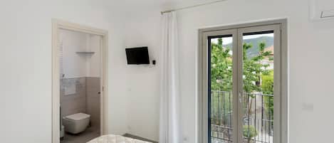 1 habitación, wifi y ropa de cama