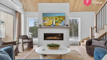 Smart TV, fireplace, table football