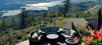 Lake View Terrace with Pool
