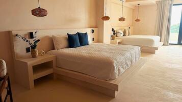 Deluxe Studio Suite, Balcony, Bay View | Premium bedding, in-room safe, laptop workspace, blackout drapes