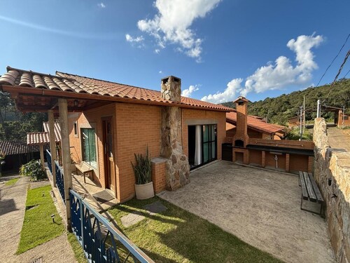 Cozy chalet in Conceição do Ibitipoca, 800 meters from the town center.