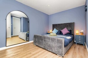 2 bedrooms, desk, iron/ironing board, travel crib