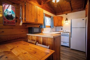 Private kitchen - Hummingbird Cabin at Timber Bay (Babbitt)
