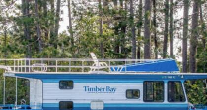 The Mallard Houseboat at Timber Bay