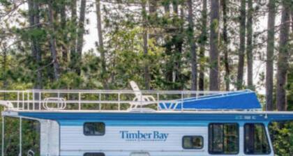 The Seagull Houseboat at Timber Bay
