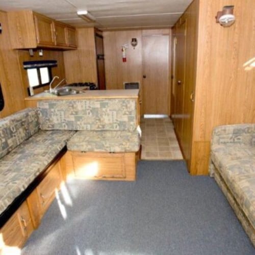 The Northern Houseboat at Timber Bay