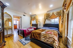 Room - Santa Monica 90402 Guest House — Private 2BR, Kitchen, Laundry, Pet Friendly (Santa Monica)