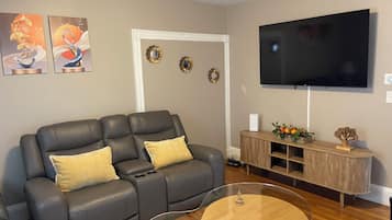 Smart TV, computer monitors
