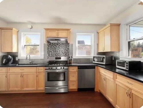 4BR Family Home • Parking • Near Boston • Gillette Stadium •  FIFA World Cup