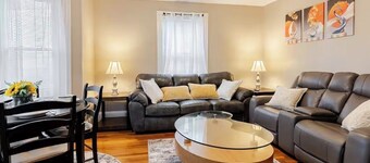 4BR Family Vacation Home • Near Boston • Gillette Stadium   • Free Parking