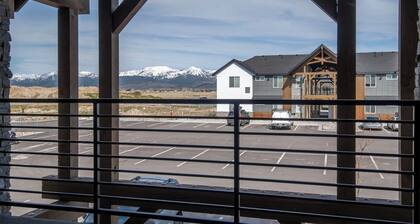 Two-bedroom Flat at Teton Peaks