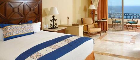 Tabla de planchar con plancha, wifi gratis y ropa de cama