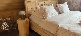 Delightful 2-bedroom cottage in charming Ząb for your getaway