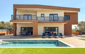 Pool - Gorgeous home in Galizana (Galizana)