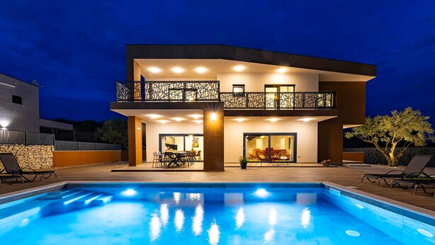 Pool - Gorgeous home in Galizana (Galizana)