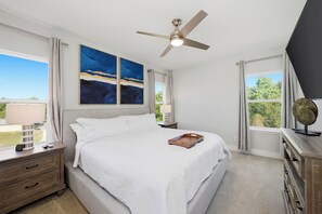 Room - Townhome with Private Patio, Near Attractions (Kissimmee)