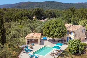Pool - Villa La Bergerie by Villa Plus (Saint-Cézaire-sur-Siagne)