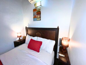 4 bedrooms, iron/ironing board, Internet, bed sheets - Riad 4 Suites • Wi-Fi & AC W/Panoramic Medina View (Fès)