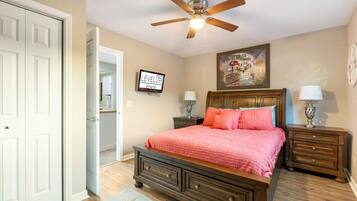 Iron/ironing board, travel crib, WiFi, bed sheets