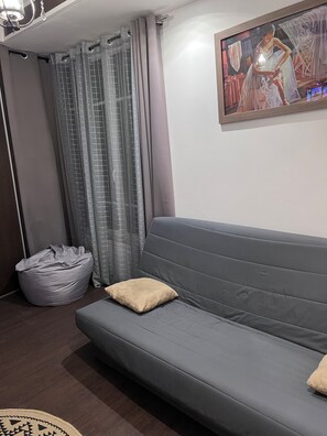 Living area - Charming and comfortable studio - Paris 14 (Paris)
