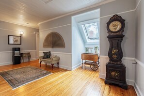 Interior - Private Estate in Clayton for Retreats, Getaways & Special Weekends (Clayton)