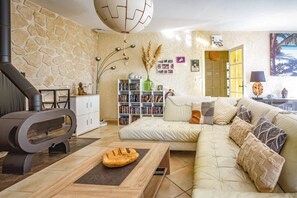 Smart TV - Villa Repose by Villa Plus (Argeliers)