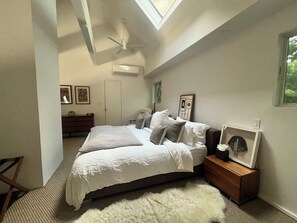 Room - Modern Architectural design home in Brookhaven, New York (Brookhaven)