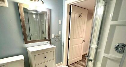 Fredericton Cozy-Spacious 1BR Private
