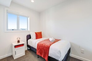 3 bedrooms, iron/ironing board, WiFi