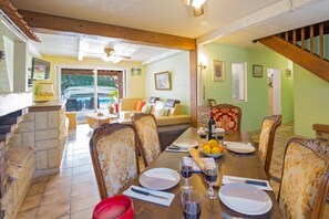 Dining - Villa Sur la Colline by Villa Plus (Les Adrets-de-l'Estérel)