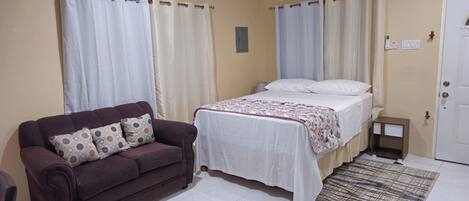 1 bedroom, iron/ironing board, free WiFi, bed sheets